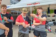 f095f5a8-8216-42e9-aae0-c23e527661b6